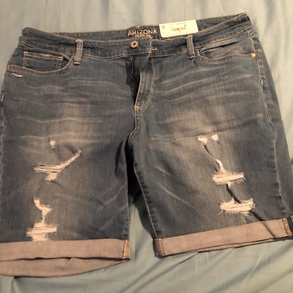 Arizona Jean Shorts size 19 **NEW**